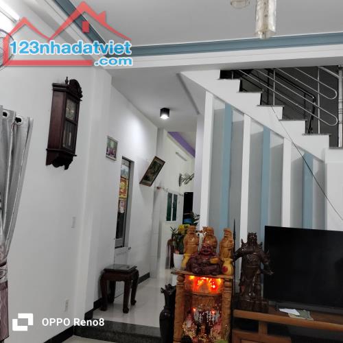 BÁN NHÀ 3 TẦNG ĐƯỜNG NÚI THÀNH, DT 60M2 GIÁ NHỈNH 3 TỶ