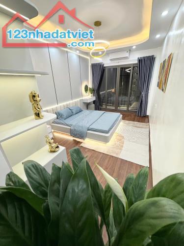 BÁN NHÀ KHÂM THIÊN ĐỐNG ĐA 34M2 4T MT 3.4M GIÁ 5.68 TỶ, NGÕ RỘNG, NHÀ MỚI, Ở SƯỚNG. - 3