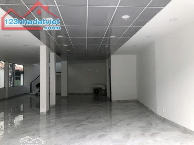 Cần bán hoặc Cho Thuê Nhà Mặt Phố Thạch Thị Thanh, 110 Triệu, 140M2, Giá Tốt Q1 - 2