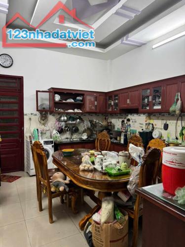 BÁN NHÀ MẶT TIỀN TÂN CHÁNH HIỆP, QUẬN 12, 80M2, 3 TẦNG CHỈ NHỈNH 6 TỶ XÍU - 3