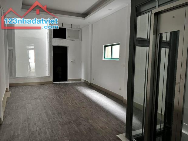 Bán Nhà Mặt Phố Giảng Võ 98m2 x 6 tầng thang máy mặt Phố ở sướng kinh doanh dỉnh cao,