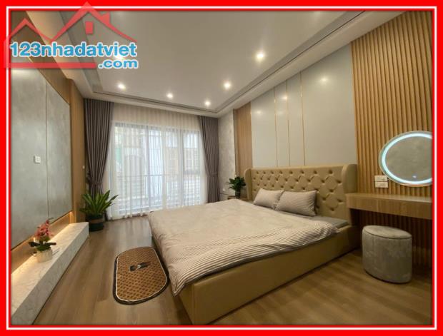 Nhà Mới Xây 7 Tầng Hoàng Như Tiếp Long Biên, thang máy - Trực Tiếp Chủ Nhà 0902318197