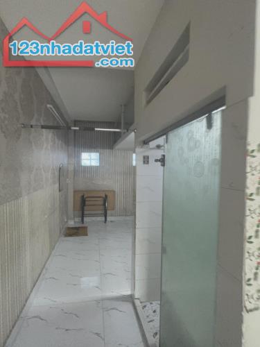 Bán nhà mặt tiền kinh doanh Lê Ngã, Phú Trung, Tân Phú, 30m2, 2 tầng, chỉ 3.9 tỷ. - 1