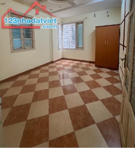 Bán nhà Miêu Nha, 50m2, 3T, chỉ 6,2 tỷ, Lô góc, ô tô, KD đỉnh 0855278658
