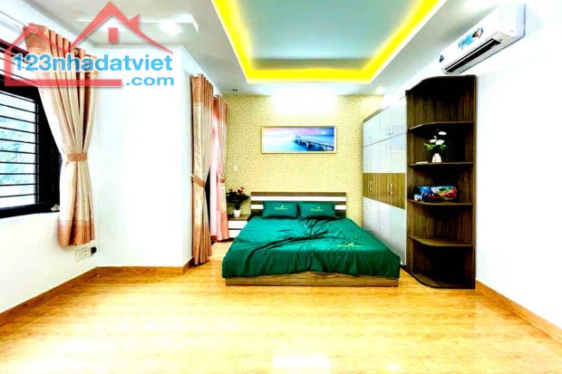 Bán nhà hẻm đẹp, Thống Nhất, Gò Vấp, 5.3 xx 11m, 58.3 m², 3 tầng, 3 PN - Giá 5.6 tỷ TL - 4