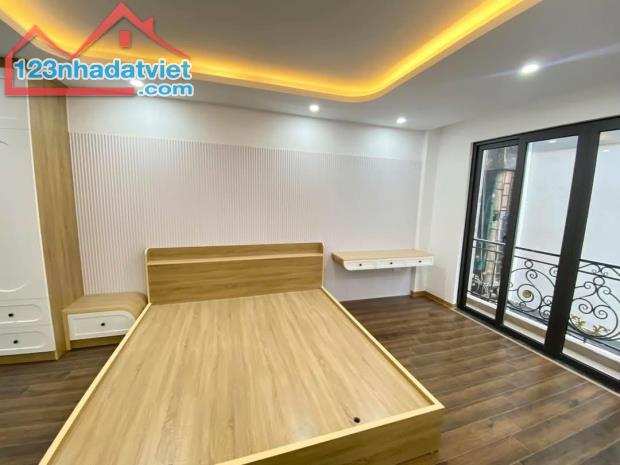 BÁN NHÀ PHỐ TÂN ẤP, BA ĐÌNH, HÀ NỘI 40M², XÂY 6 TẦNG THANG MÁY, MẶT TIỀN 4M, GIÁ 8.6 TỶ. - 1