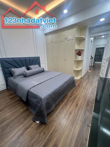 🎁 BÁN NHÀ NGỌC LÂM P/lô 46m2 ,mt 3,5 ô tô tránh , kinh doanh đỉnh 12,9 tỷ - 2