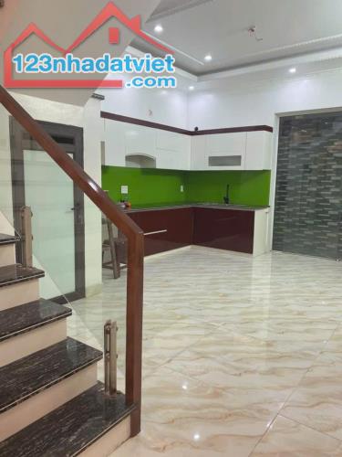 nhà độc lập ngõ 2xx Trần Nhân Tông - kiến an # 3 tỷ - 1