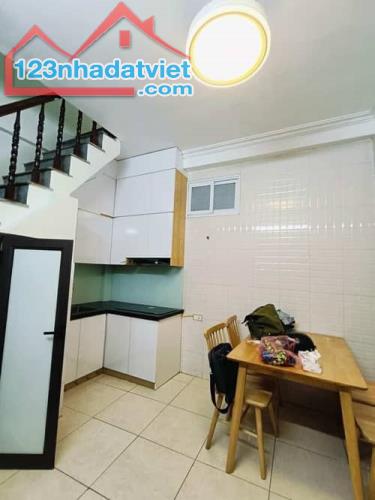 1LPHM0 🏠 Bán Nhà Gần Lăng Bác - Mặt Ngõ Thông, Thoáng Sau Có Cửa Sổ, Nhà Đẹp Ở Ngay