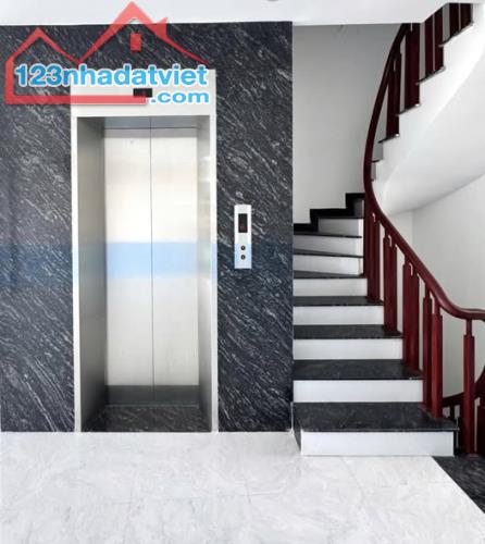 BÁN NHÀ TT HÀ ĐÔNG 42M2 X 5 TẦNG, NGÕ THÔNG, THANG MÁY, Ô TÔ QUA NHÀ, VỀ Ở LUÔN