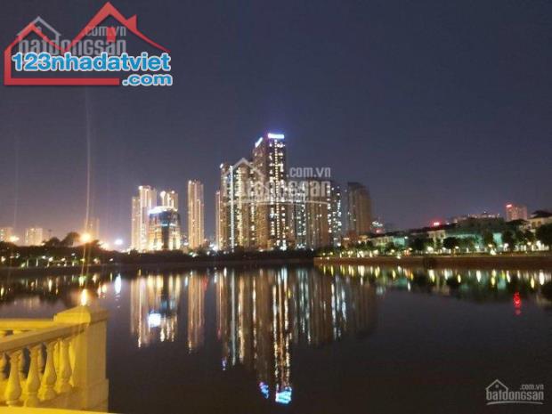 Hàng hiếm: Chủ chuyển công tác bán BT liền kề 93.5m2 Vinhomes Green Bay NTL.0904604054 - 2