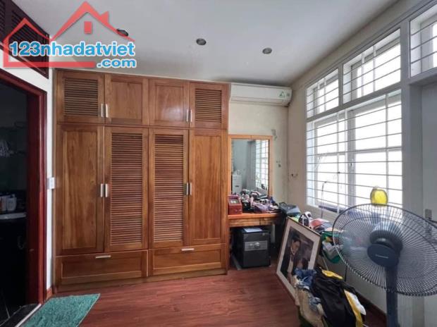 BÁN NHÀ PHỐ THÁI HÀ, BA BƯỚC RA PHỐ, TIỆN ÍCH ĐỈNH, 48M2, 3 TẦNG, 4 NGỦ, GIÁ 9.8 TỶ. - 1