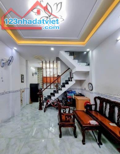 🏠Bán Nhà Mới đón tết, 2 Tầng, 35m2, Sát EMART - Nguyễn Duy Cung  P12 Quận Gò Vấp