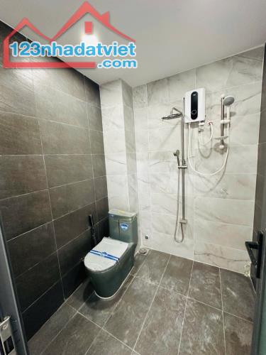 🏠NHÀ BÁN Giảm 150tr còn 6.63 tỷ DT4*16,8= 67M2 - 3 TẦNG - HẺM XE HƠI VÔ NHÀ - SỔ VUÔNG P - 3