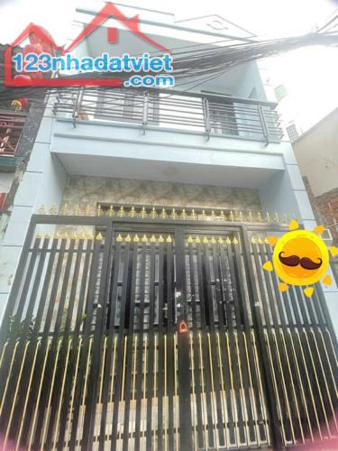 Bán nhà Phạm Văn Bạch P15 Tân Bình DT 4.6x8m Giá 3.39Tỷ