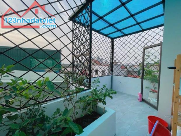 NGỌC THỤY , LONG BIÊN  , PHÂN LÔ , ÔTÔ TRÁNH , 33M X5 TẦNG 6.2 TỶ // 0979744361 - 4