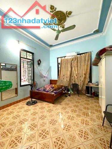 Bán nhà Trường Chinh 100m2, Ngõ 3m Gần hồ - 3