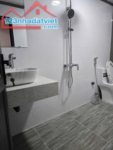 Nhà mới Đại Đồng, Nguyễn khoái, quận Hoàng Mai, Hà nội 5 tầng x 30m2 giá 4.95 tỷ - 4