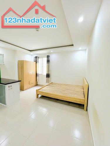 Cho thuê căn hộ dịch vụ quận 7 Studio 30m2 - 2