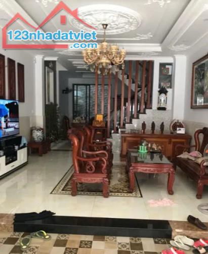 Nhà đẹp chủ mót bán, Tân Bình, CMT8, 62m2, 5 tầng, chỉ 10,3 tỷ