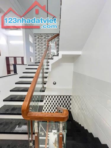 cận tết em cần bán căn nhà 76m2 sổ sẵn sổ riêng công chứng trong ngày - 2