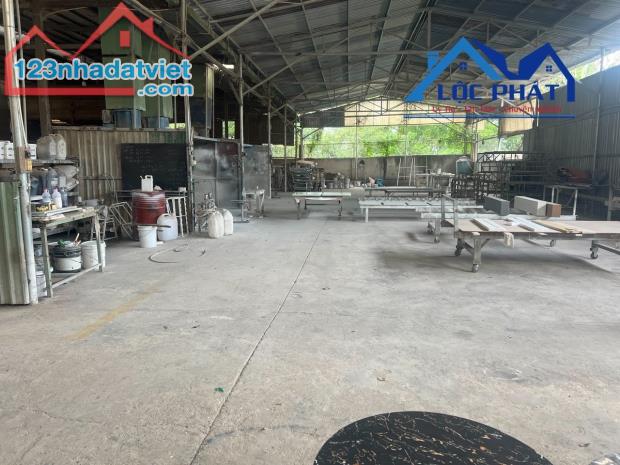 Cho thuê nhà xưởng 2500m2 giá chỉ 35 triệu. Tân Phong-Biên Hòa-Đồng Nai - 1