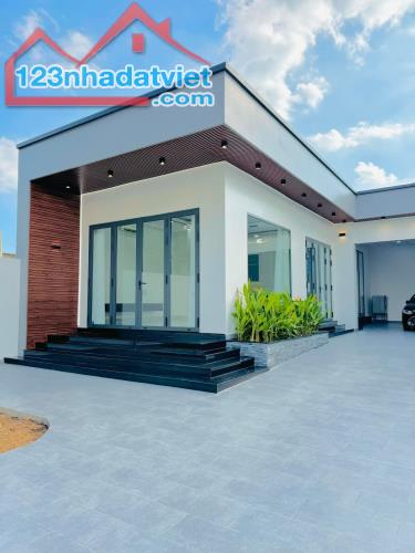 NHÀ CẤP 4  125M2 SHR THỔ CƯ CHỈ HƠN 1 TỶ GẦN TRUNG TÂM BIÊN HOÀ