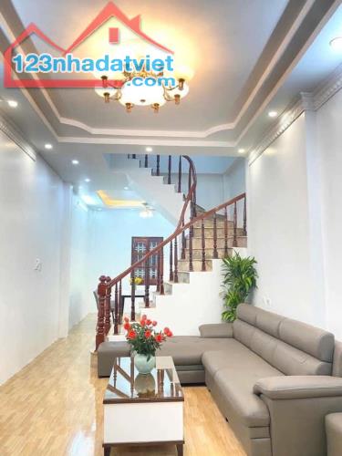 Hiếm, Nhà đẹp Phố Trung Kính 56m x 5T, ô tô, ngõ thông, kd, full Nt 12,8 tỷ. - 2