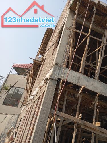 NHÀ VÂN NỘI - ĐÔNG ANH, 3 THOÁNG, 50M RA MẶT PHỐ, GẦN CHỢ, UBND, 55M2; GIÁ 4.6 TỶ. - 2