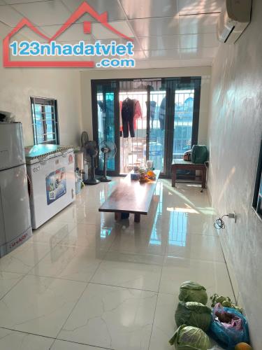NHÀ DÂN XÂY HÀ TRÌ, 2 THOÁNG, NGÕ THÔNG, GẦN Ô TÔ,THANG MÁY 32M2, 5 TẦNG, MT 3M HƠN 6 TỶ - 5