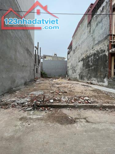 Bán 2 lô đất Ngõ thông ngay sau nhà mặt phố ngõ phố Quang Trung , Tp Hải Dương - 3