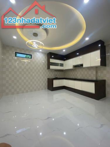 Bán nhà Tôn Đức Thắng, Trần Nguyên Hãn, Lê Chân, Hải Phòng. 3 tầng, 48m2, 2,75 tỷ. Ngang 4 - 2