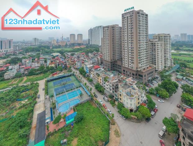 CẦN CHO THUÊ VĂN PHÒNG 200M² – LÔ GÓC – SẴN NỘI THẤT TẠI VOV MỄ TRÌ, NAM TỪ LIÊM