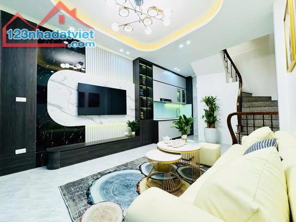 Bán nhà 30m2, 4 tầng, 2PN, 3WC, Kim Ngưu, Hai Bà Trưng - 4.6 tỷ