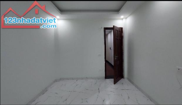 Bán nhà Ngọc Hồi, Thanh Trì, Siêu đẹp, 43.2m2, 5.35 tỷ có thương lượng - 1