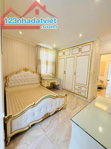 Bán Biệt Thự Hướng Đông Nam Hầm 3 Tầng,An Phú-An Khánh,Quận 2 DT:200m2(10mx20m) - 5