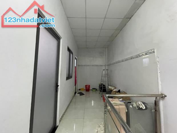 Bán Nhà 2 Tầng, 70m2, Nguyễn Văn Tăng, Quận 9. Giá chỉ 4.9 Tỷ - 3