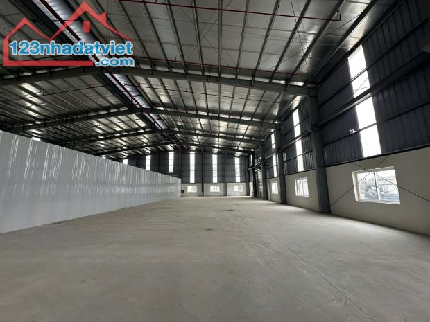 Cho thuê kho xưởng 500m2 tại mặt đường 379 Tân Tiến, Văn Giang, Hưng Yên.