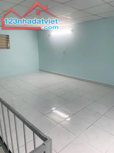 Kẹt vốn bán gấp dãy trọ 5 phòng hẻm xe tải Nguyễn Văn Linh, Quận 7 - 2