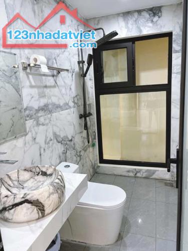 5.85 TỶ - BÁN NHÀ BÁT KHỐI, MỚI TINH – 38m2 – 5 Tầng - 3