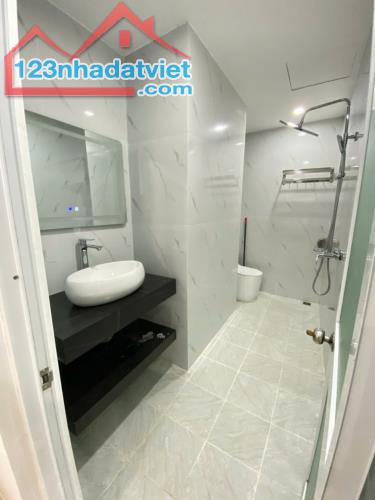 chung cư Thành phố GIAO LƯU - 2 ngủ, 1 khách, 2wc - 74m2 chỉ 3,98 tỷ - 0859990768 - 3