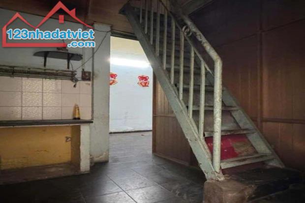 Bán nhà hẻm xe tải, Cách Mạng Tháng Tám, Tân Bình, 3.4m x 11m, 50 m² - Giá 4.99 tỷ TL - 2