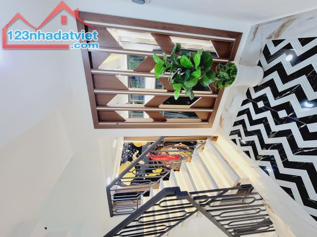 Bán Nhà Phan Huy Ích Ngay Emart2 - 3PN - Chỉ 5 Tỷ Hơn - 4