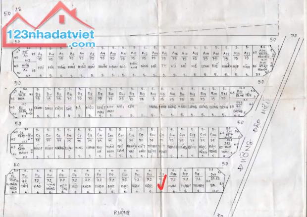 72m2 phân lô 8 chợ cá vuông vắn chỉ 100m ra đường HCM. - 2