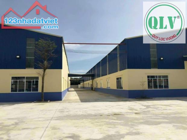 Bán nhà xưởng (có showroom) diện tích  12.682m2 ở Tân Uyên Bình Dương - 1