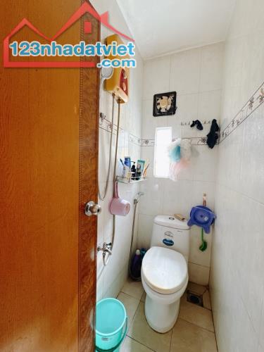 🏠 Bán nhà Bến Vân Đồn, Q.4, 26m², 0 tầng, 0PN, 0WC - 3.99 tỷ 🏠 - 2