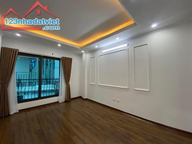 Bán nhà phố Tây Sơn - Ngã Tư Sở, quận Đống Đa 35m2, 6 tầng, thang máy, giá 7.9 tỷ - 2