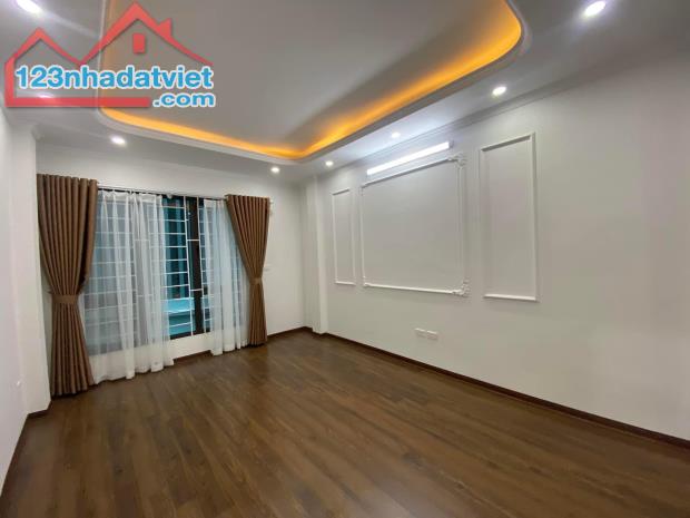 Bán nhà phố Tây Sơn - Ngã Tư Sở, quận Đống Đa 35m2, 6 tầng, thang máy, giá 7.9 tỷ - 4