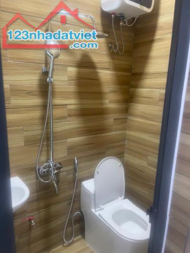 Nhà ngõ 156 Dương Văn Bé, HBT: dt26 m2, 3 tầng, mt 4m, 💵3.8 tỷ - 5