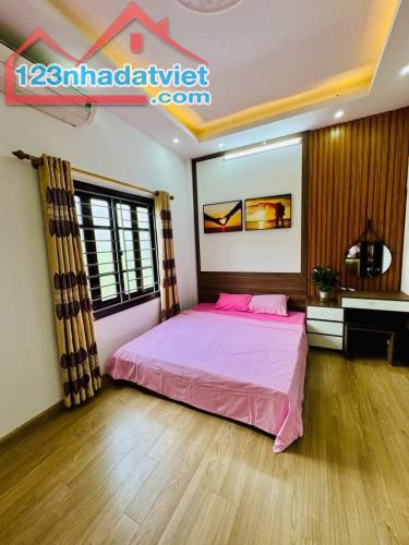 Dưới 8 Tỷ- Bán Nhà Võ Chí Công- 40m2- 5 Tầng- Ngõ Thông- Trước Nhà Rộng Gần 3M- Mới Ở Ngay - 2